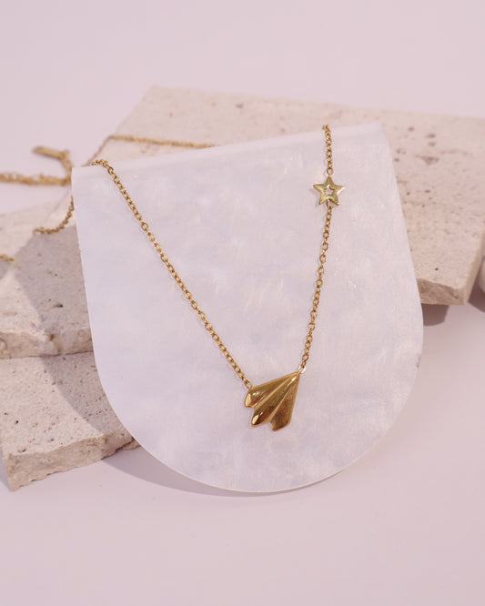 “Starglide” Dream Chaser Necklace 🪐🌟